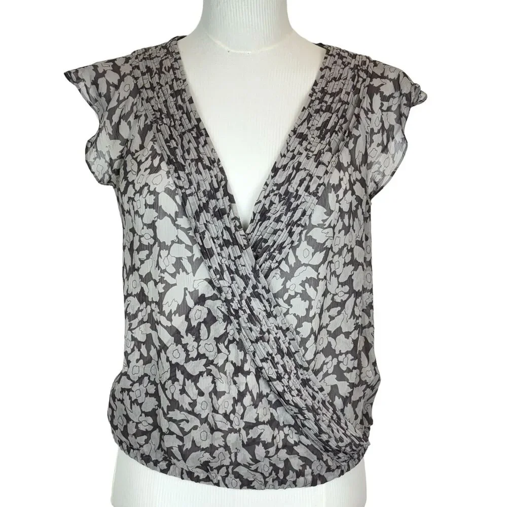 Club Monaco silk‎ chiffon flutter sleeve blouse Gray Brown print sheer Top Sz M - Picture 6 of 13